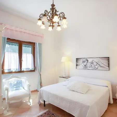 Vakantiehuis 2 Bedroom Stunning In Br Carovigno